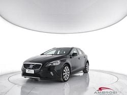 Nero Usata 2016 Volvo V40 CC Ocean Race Station wagon | 8330 € (Ottimo prezzo)