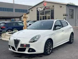 Bianco Usata 2014 Alfa Romeo Giulietta Veloce Due volumi | 10.000 € (Buon prezzo)