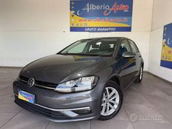 Grigio Usata 2019 VW Golf VII Business Tre volumi | 14.890 € (Buon prezzo)