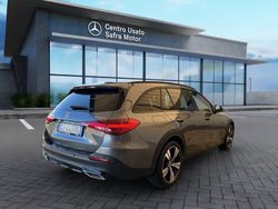 Grigio selenite metallizzato ; Usata 2022 Mercedes 220 Premium Station wagon | 44.500 € (Molto cara)