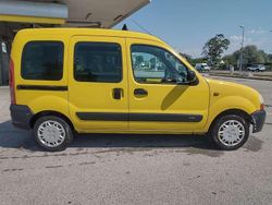 Giallo Usata 2002 Renault Kangoo Authentique Monovolume | 2900 € (Cara)