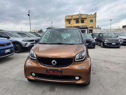 Ruskea Käytetty 2015 Smart ForTwo Coupé Prime Viistoperä | 9800 € (Perustarjous)