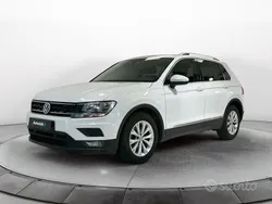 Bianco / pastello Usata 2017 VW Tiguan Business SUV | 14.900 € (Ottimo prezzo)