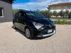 Nero Usata 2021 Toyota Aygo Connect Style Due volumi | 10.900 € (Ottimo prezzo)