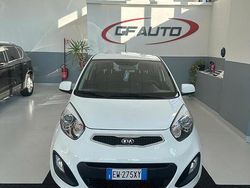 Bianco Usata 2014 Kia Picanto Due volumi | 7500 € (Buon prezzo)