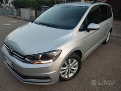 Grigio Usata 2018 VW Touran Monovolume | 18.300 € (Buon prezzo)