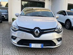 Grigio Usata 2019 Renault Clio IV Tre volumi | 8990 € (Ottimo prezzo)