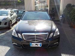 Blu Usata 2009 Mercedes E250 Avantgarde Tre volumi | 11.500 € (Buon prezzo)