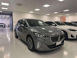 Grigio Usata 2022 BMW 218 Active Tourer Luxury Line Monovolume | 21.900 € (Buon prezzo)