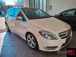Bianco Usata 2012 Mercedes B200 Premium Monovolume | 5490 € (Buon prezzo)