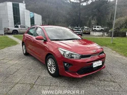 Rosso Usata 2021 Kia Rio Style Due volumi | 13.500 € (Buon prezzo)