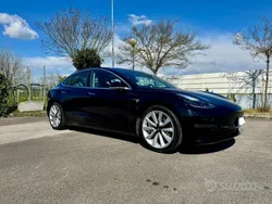 Nero Usata 2019 Tesla Model 3 Long Range Tre volumi | 27.000 € (Buon prezzo)