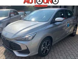 Argento Nuova 2024 MG MG3 Comfort Due volumi | 20.900 € (Cara)