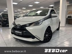 Bianco Usata 2015 Toyota Aygo Cool Due volumi | 6900 € (Buon prezzo)