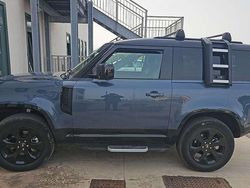 Usata 2022 Land Rover Defender SE Dynamic SUV | 63.000 € (Buon prezzo)
