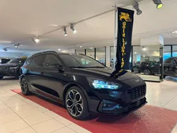 Nero Usata 2021 Ford Focus ST-Line Station wagon | 19.800 € (Cara)