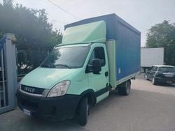 Verde Usata 2007 Iveco Daily | 13.900 € (Molto cara)