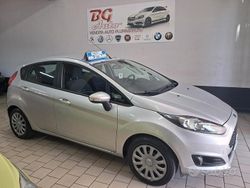 Grigio Usata 2013 Ford Fiesta Tre volumi | 5999 € (Ottimo prezzo)