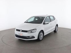 Bianco Usata 2017 VW Polo Comfortline Tre volumi | 9699 € (Buon prezzo)