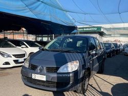 Grigio Usata 2007 Renault Scénic II Monovolume | 1300 €