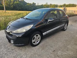 Nero Usata 2007 Peugeot 207 Tre volumi | 1900 € (Ottimo prezzo)