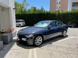 Blu/azzurro Usata 2019 Alfa Romeo Giulia Executive Tre volumi | 19.900 € (Ottimo prezzo)