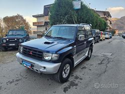 Blu Usata 1998 Mitsubishi Pajero Top SUV | 9400 €