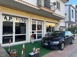 Nero Usata 2013 Audi A3 Attraction Tre volumi | 9000 € (Buon prezzo)