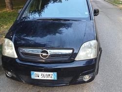 Nero Usata 2007 Opel Meriva Monovolume | 2500 € (Buon prezzo)