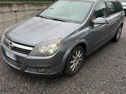 Grigio Usata 2006 Opel Astra Cosmo Station wagon | 1900 € (Buon prezzo)