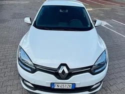 Usata 2014 Renault Mégane III Tre volumi | 4000 € (Buon prezzo)