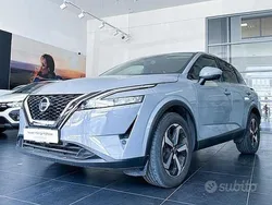 Ceramic grey Usata 2023 Nissan Qashqai N-Connecta SUV | 26.900 € (Buon prezzo)