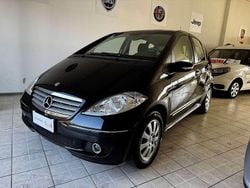Nero Usata 2006 Mercedes A150 Avantgarde Tre volumi | 2900 € (Molto cara)