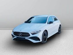 Bianco polare Nuova 2025 Mercedes A180 Tre volumi | 38.500 € (Buon prezzo)