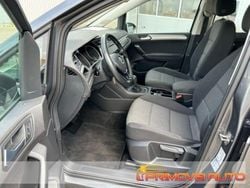 Grigio Usata 2019 VW Touran Business+ Monovolume | 28.900 € (Buon prezzo)