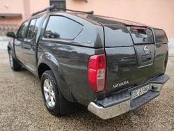 Grigio Usata 2006 Nissan Navara Pick-up | 7800 € (Super prezzo)