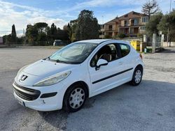 Bianco Usata 2009 Peugeot 207 Tre volumi | 1200 € (Super prezzo)