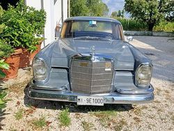 Usata 1960 Mercedes 220 SE Tre volumi | 22.500 €