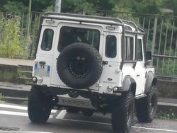 Bianco Usata 2015 Land Rover Defender SUV | 52.500 € (Buon prezzo)