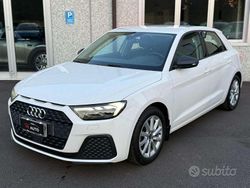 Bianco Usata 2023 Audi A1 Sportback Due volumi | 22.200 € (Buon prezzo)