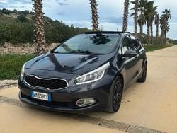 Nero Usata 2013 Kia Ceed Due volumi | 2100 €