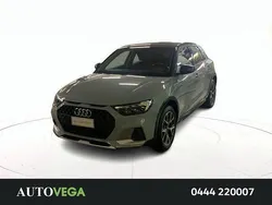 Grigio / pastello Usata 2022 Audi A1 Admired Due volumi | 24.900 € (Buon prezzo)