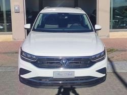 Bianco Usata 2023 VW Tiguan Life SUV | 28.900 € (Ottimo prezzo)