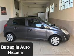 Grigio Usata 2011 Opel Corsa Club Tre volumi | 3790 € (Buon prezzo)