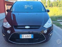 Rosso Usata 2011 Ford S-MAX Titanium Monovolume | 4500 € (Ottimo prezzo)