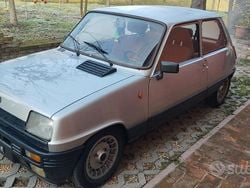 Grigio Usata 1980 Renault R5 Due volumi | 7500 €