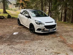 Usata 2015 Opel Corsa OPC Tre volumi | 14.000 € (Molto cara)