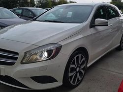 Bianco Usata 2015 Mercedes A180 Premium Tre volumi | 11.500 € (Buon prezzo)
