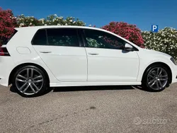 Usata 2015 VW Golf VII R-line Tre volumi | 13.000 € (Buon prezzo)