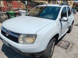 Bianco Usata 2012 Dacia Duster SUV | 4000 € (Ottimo prezzo)